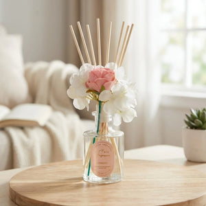 diffuser with white flower encounter 8.5